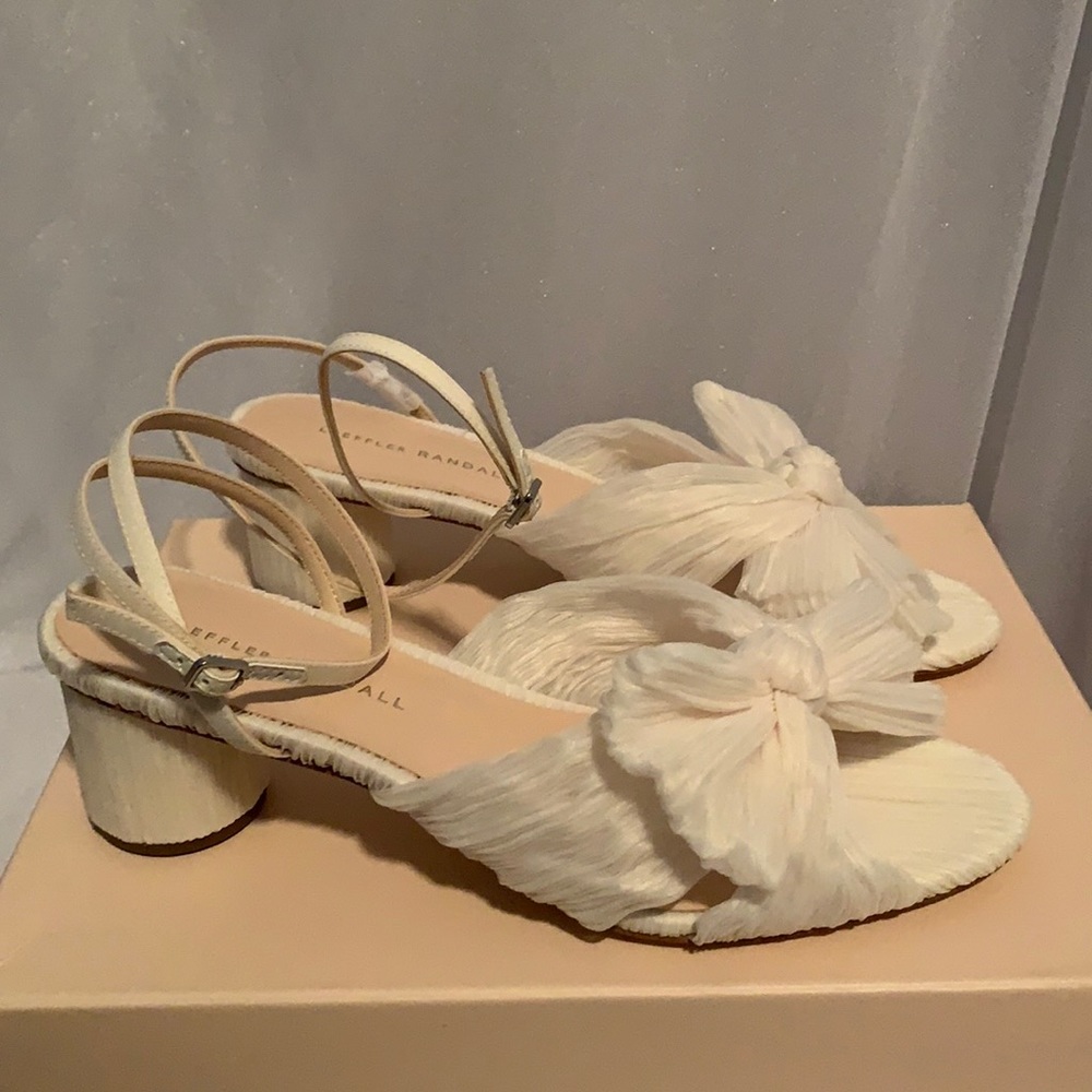 Loeffler Randall Dahlia Pearl Pleated Bow Heel in Ivory Pearl size 9.5